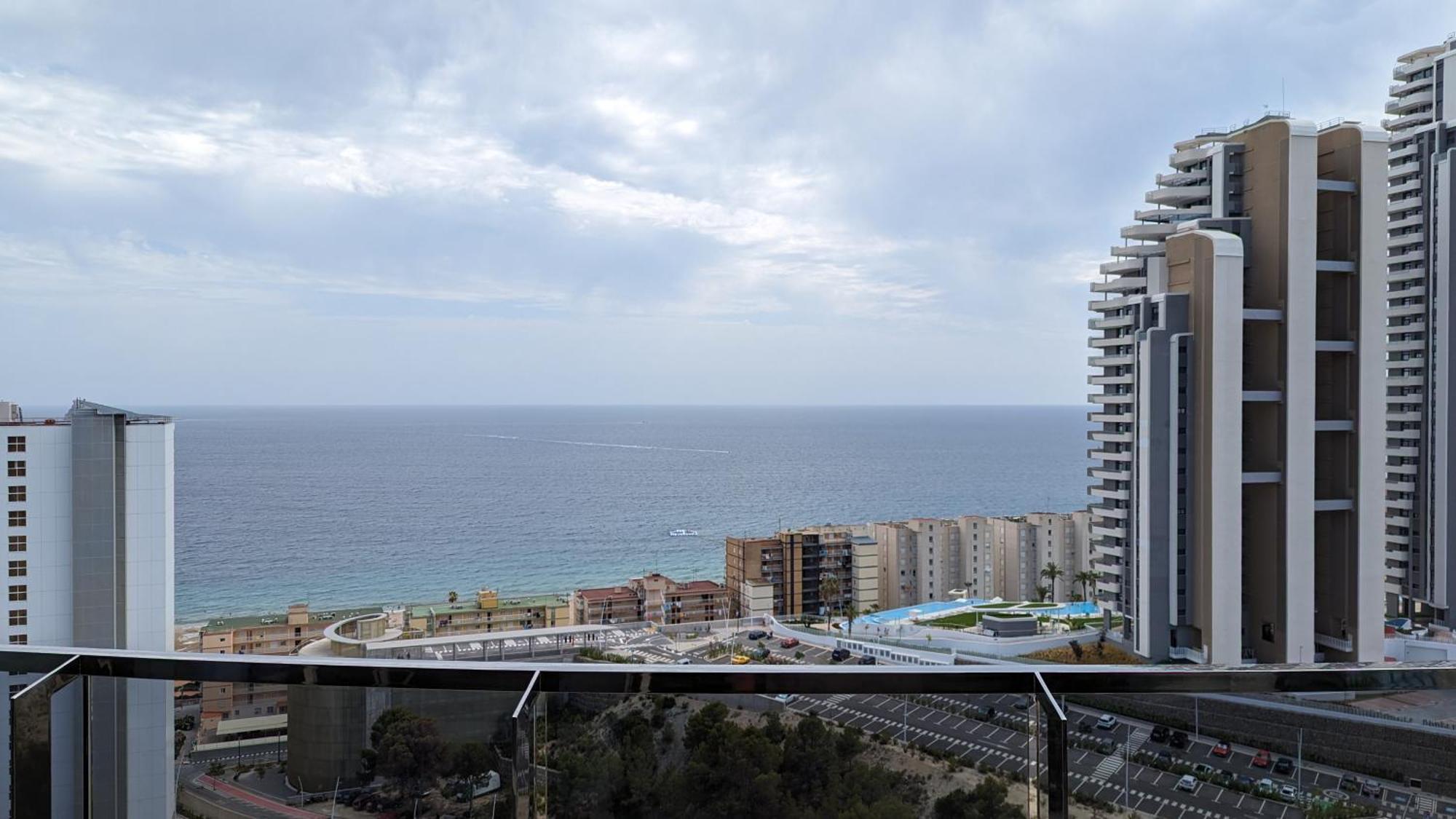 SUNSET WAVES sea view apartments Benidorm Extérieur photo