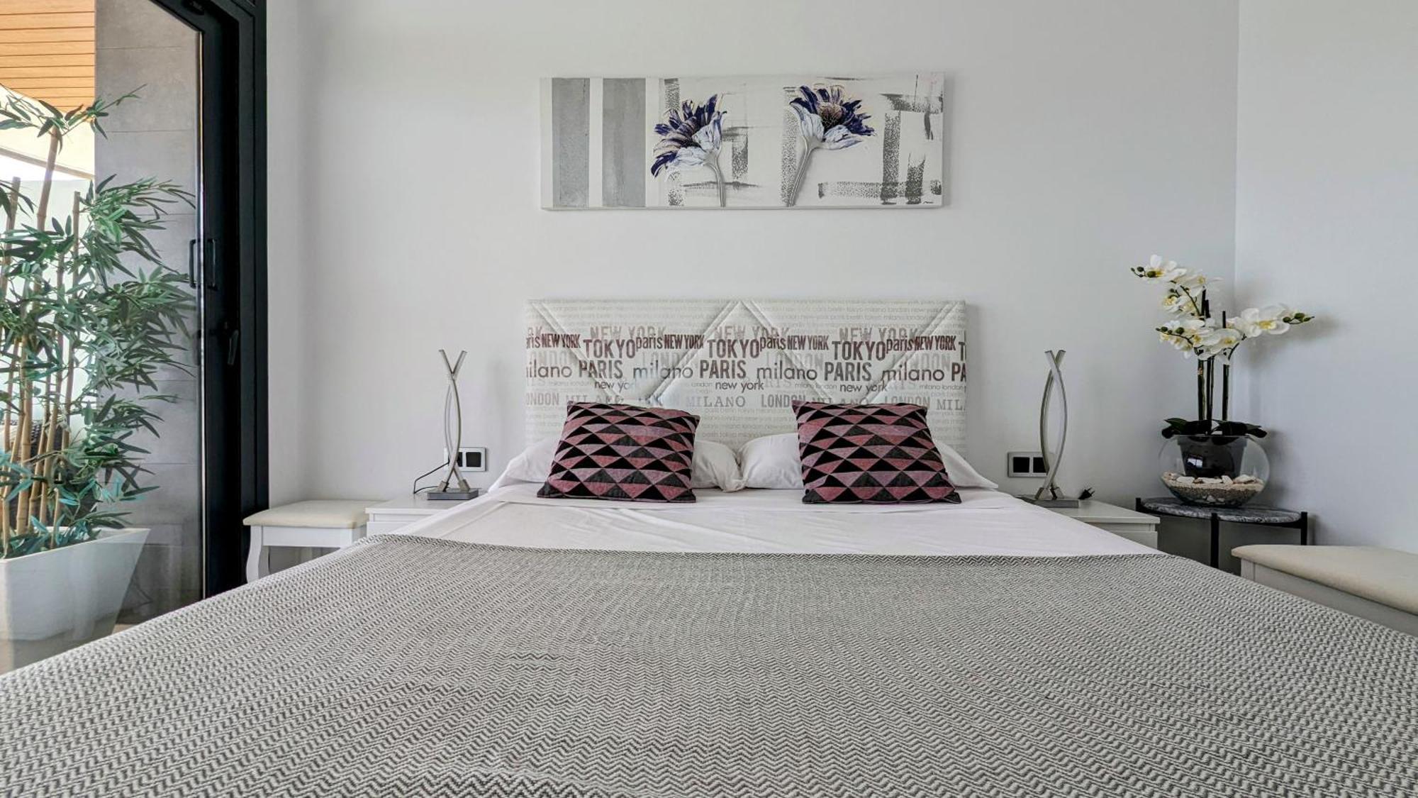 SUNSET WAVES sea view apartments Benidorm Extérieur photo