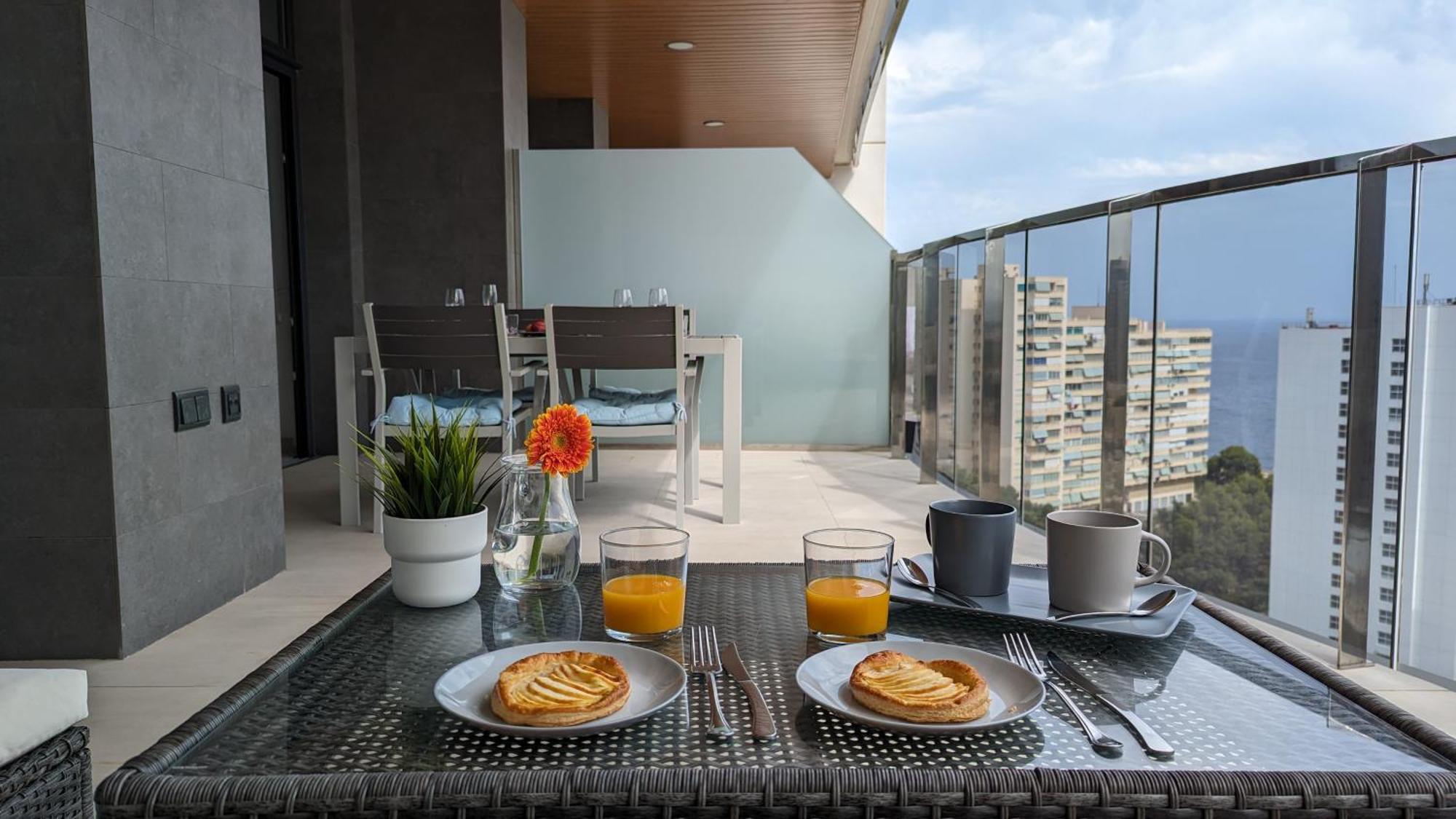 SUNSET WAVES sea view apartments Benidorm Extérieur photo